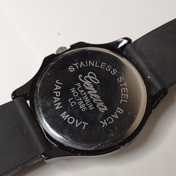 Zebra Striped Geneva Watch With Rubber Black Band - Picture 7 of 12